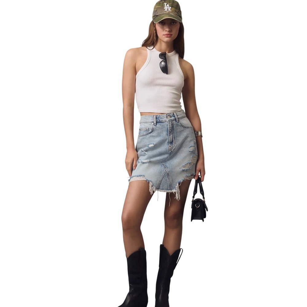 Pilcro by Anthropologie Frayed Denim Mini Skirt Light Wash Raw Hem Size 4 Boho
